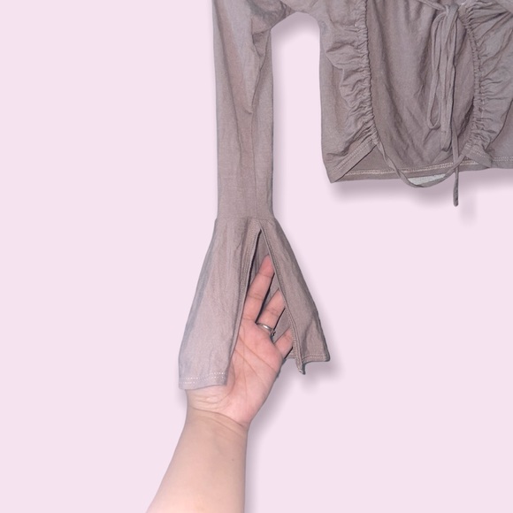 Bell sleeved cropped blouse with tie up back!! ( NEW) - Picture 3 of 3